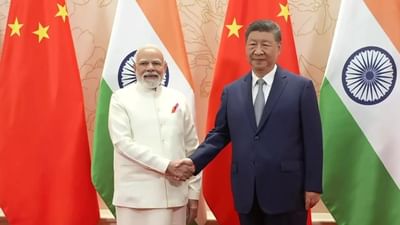 પડોશમાં હોવા છતા 7 વર્ષ પછી મોદી-જિનપિંગ એકબીજાને મળ્યા, એક કલાકની મુલાકાતમાં બન્નેએ શોધ્યો ટ્રમ્પ ટેરિફનો તોડ !