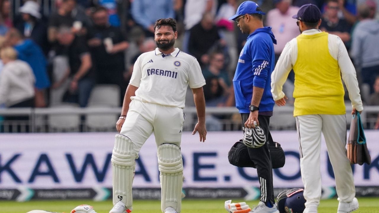 ભારતીય ક્રિકેટ કંટ્રોલ બોર્ડે ઘરેલું ક્રિકેટમાં મલ્ટી-ડે મે માટે એક નવો સીરિયસ ઈજા રિપ્લેસમેન્ટ રજુ કર્યો છે. આ નિયમ 2025-26 સીઝનથી શરુ થશે અને મલ્ટી -ડે ફોર્મેટમાં ઈજાગ્રસ્ત ખેલાડીઓ માટે રિપ્લેસમેન્ટ આપવામાં આવશે.