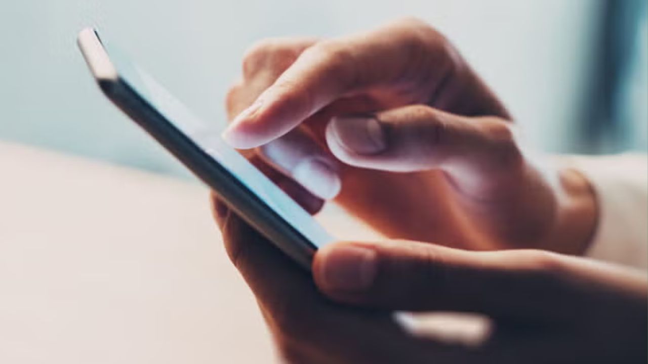 પછી તમારે તમારો નંબર દાખલ કરવો પડશે અને Proceed બટન પર ક્લિક કરવું પડશે. આ પછી, આગળ વધો અને તમારી રિકવેસ્ટ સબમિટ કરો.