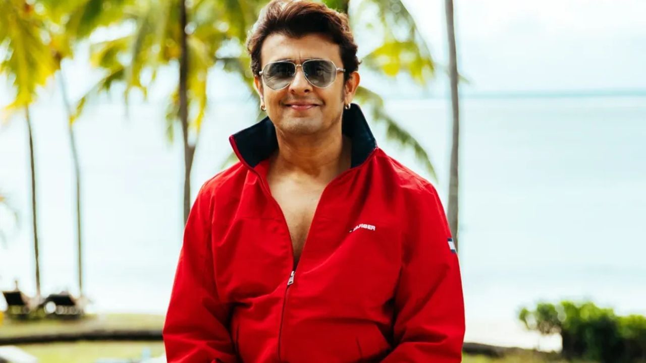 આટલા વર્ષોની મહેનતથી તેમણે ઈન્ડસ્ટ્રીમાં એક મજબુત ઓળખ બનાવી છે. રિપોર્ટ મુજબ તેની કૂલ નેટવર્થ અંદાજે 370 કરોડ રુપિયા છે. આટલું જ નહીં તેમણે 28થી વધારે ભાષામાં ગીતો ગાયા છે.