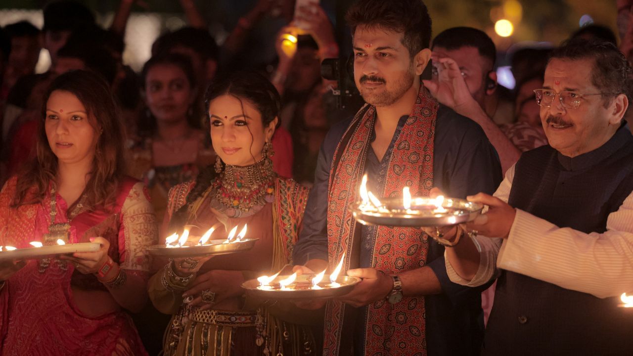 Aditya Gadhvi Rang Morla Garba Photos (7)