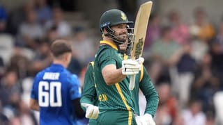 15 ચોગ્ગા અને છગ્ગા… ODIમાં T20 સ્ટાઈલ બતાવી, 21 ઓવરમાં જ મેચ જીતી લીધી