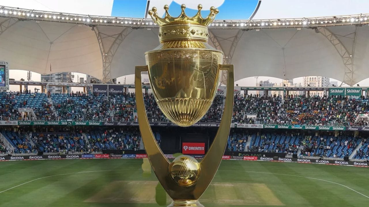 માત્ર યુએઈ અને ઓમાન વચ્ચે 15 સપ્ટેમ્બરના રોજ અબુ ધાબીમાં રમાનારી મેચના ટાઈમિંગમાં ફેરફાર થયો નથી. આ મેચ ભારતીય સમય અનુસાર સાંજે 5 :30 કલાકે રમાશે.