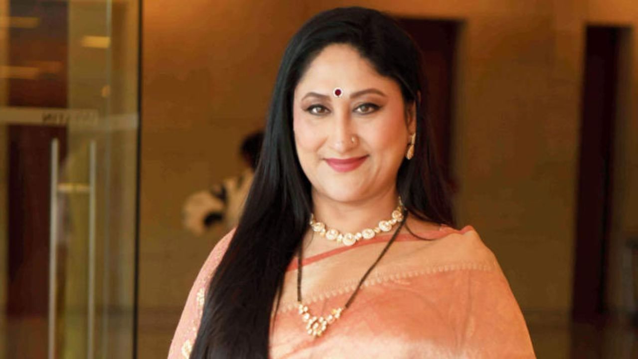 કચ્છ અને ગુજરાતમાં ભાટિયા સમુદાયે દરિયાઈ વેપારમાં મહત્વપૂર્ણ ભૂમિકા ભજવી હતી. તેઓ કાપડ, મસાલા અને અન્ય ચીજવસ્તુઓનો વેપાર કરતા હતા. આ સમયગાળા દરમિયાન, ભાટિયા સમુદાયે તેના સામાજિક માળખાને વધુ મજબૂત બનાવ્યું, જેમાં કુળ પ્રણાલી અને કુટુંબ દેવતા (જેમ કે મા હિંગળાજ) ની પૂજાએ મહત્વપૂર્ણ ભૂમિકા ભજવી.