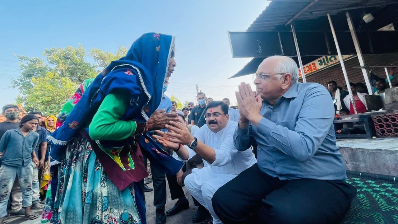 સાંસ્કૃતિક ક્ષેત્રે પણ અનેક સિદ્ધિઓ મળી. યુનેસ્કોએ ગુજરાતના “ગરબા”ને અમૂર્ત સાંસ્કૃતિક ધરોહર જાહેર કર્યો. ભુજનું સ્મૃતિવન મ્યુઝિયમ વિશ્વના 7 સૌથી સુંદર મ્યુઝિયમ્સમાં સામેલ થયું. કચ્છનું ધોરડો ગામ યુએન વર્લ્ડ ટુરિઝમ ઓર્ગેનાઇઝેશન દ્વારા “બેસ્ટ ટુરિઝમ વિલેજ” જાહેર થયું.