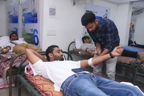 સરકારી કર્મચારીઓએ નમો કે નામ રક્તદાનનું કર્યુ આયોજન