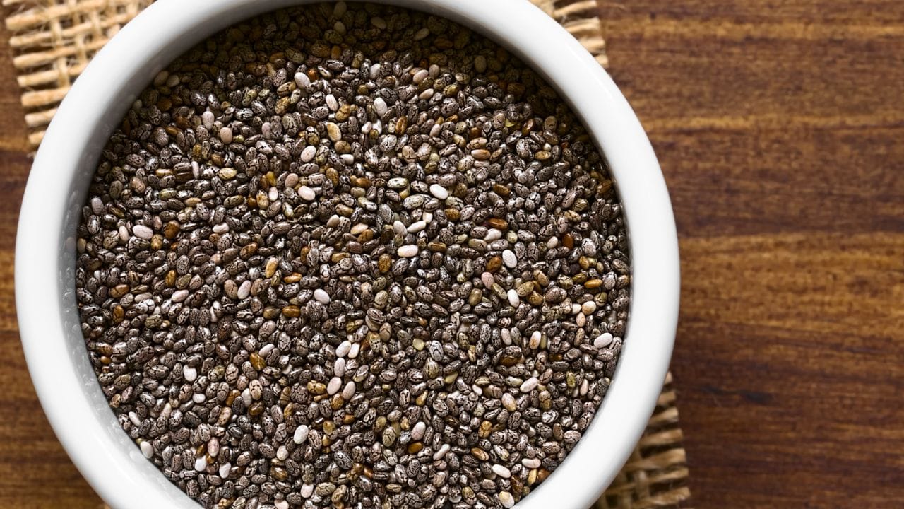 ચિયા સીડ્સ મર્યાદિત માત્રામાં ખાવા જોઈએ. તેને વધુ પડતું ખાવાથી સ્વાસ્થ્ય સમસ્યાઓ થઈ શકે છે. આ ઉપરાંત, જો તેને લાંબા સમય સુધી પલાળી રાખવામાં ન આવે તો તે વધુ સમસ્યાઓનું કારણ બની શકે છે. (નોંધ : અહીં આપવામાં આવેલી માહિતી ફક્ત આપની જાણકારી માટે છે.)