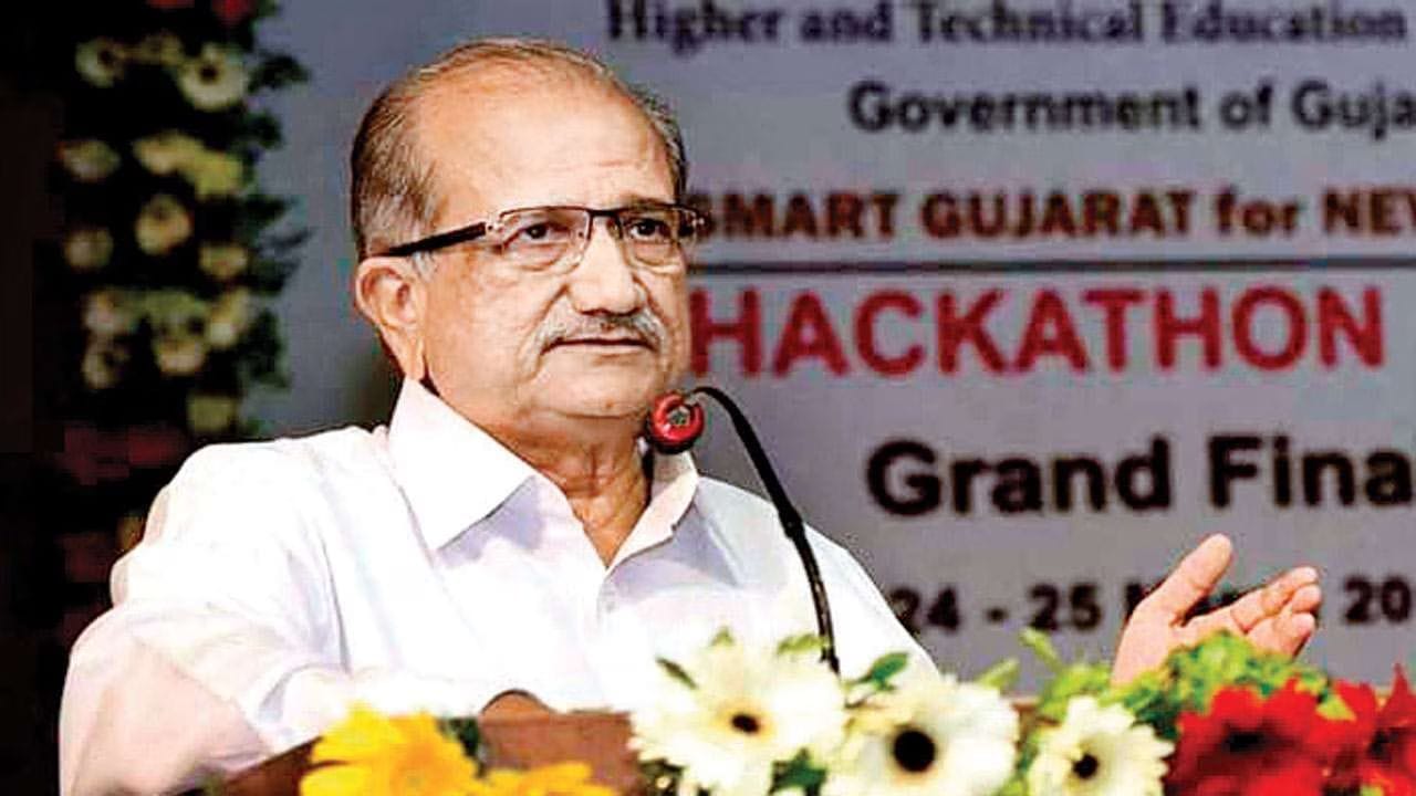 ચુડાસમા રાજવંશની સ્થાપના 9મી કે 10મી સદીમાં થઈ હોવાનું માનવામાં આવે છે. આ રાજવંશે સૌરાષ્ટ્રના જૂનાગઢ પ્રદેશમાં પોતાની રાજધાની સ્થાપી હતી, જે વામનસ્થલી (હાલની વંથલી) અને પછીથી જૂનાગઢ તરીકે જાણીતી બની.