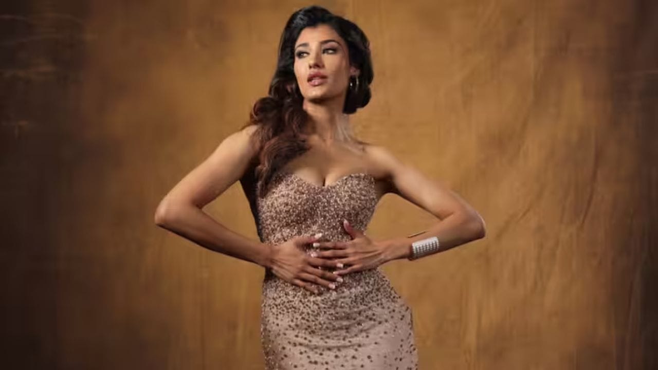 ચુડાસમા રાજવંશના ઘણા શાસકોએ સૌરાષ્ટ્રમાં સ્થાનિક સંસ્કૃતિ, કલા અને ધર્મને પ્રોત્સાહન આપ્યું. તેમણે જૈન અને હિન્દુ મંદિરોના નિર્માણમાં ફાળો આપ્યો છે.