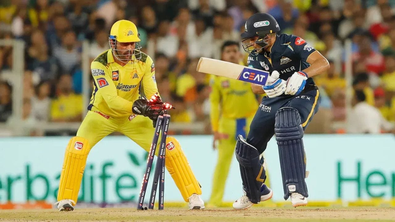 ICC રૂલબુક અનુસાર ક્રિકેટનો નિયમ નંબર 39 છે Stumped. આ વિકેટ બેટ્સમેનની ચૂક અને બોલર-વિકેટકીપરની ચપળતાનું કોમ્બિનેશન છે. 