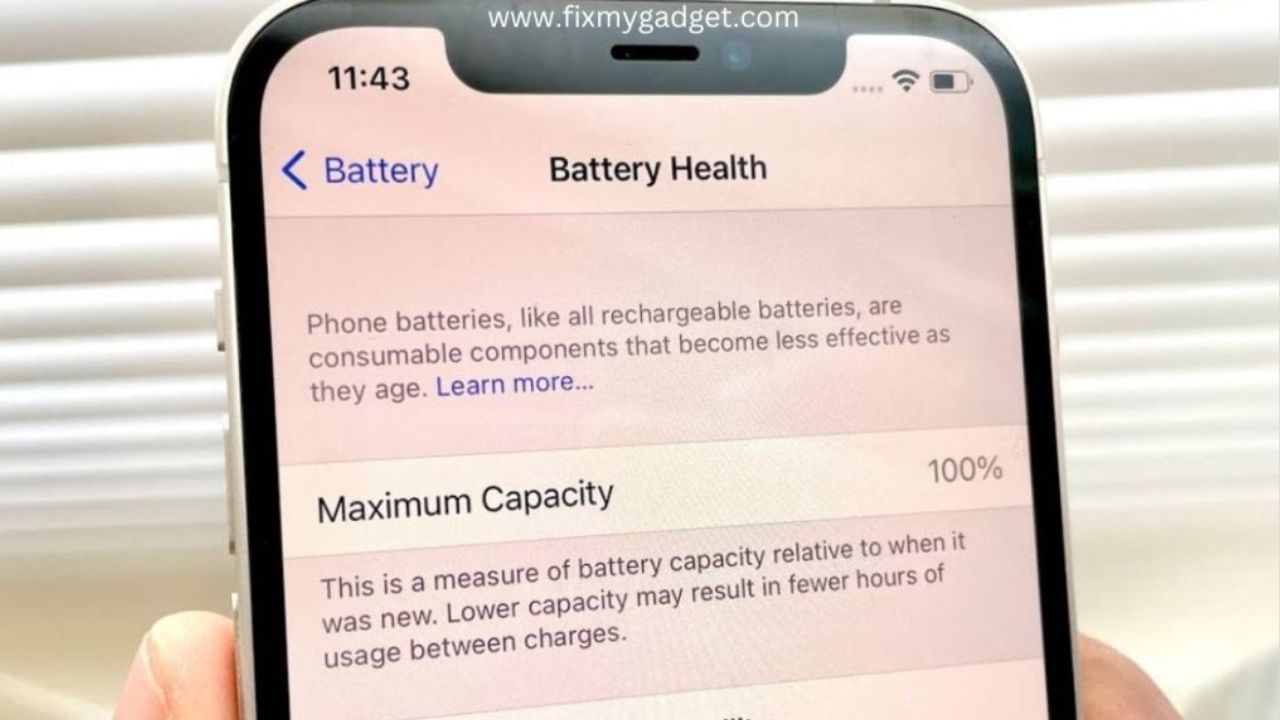 અહીં, બેટરી વિકલ્પ પર જાઓ.પછી બેટરી હેલ્થ અને ચાર્જિંગ પર ટેપ કરો અને બેટરીની ક્ષમતા તપાસો.