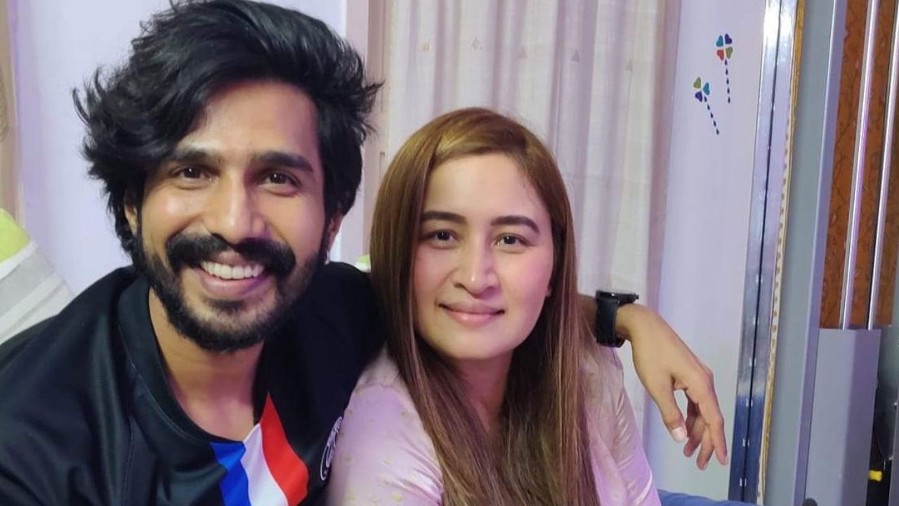 જ્વાલા પોતાની દીકરીને દૂધ પીવડાવ્યા બાદ પોતાનું બ્રેસ્ટ મિલ્ક દાન કરે છે. ભારતમાં પહેલી વખત કોઈ ખેલાડીએ આ પગલું ભર્યું છે. જે પ્રેરણાદાયક છે.