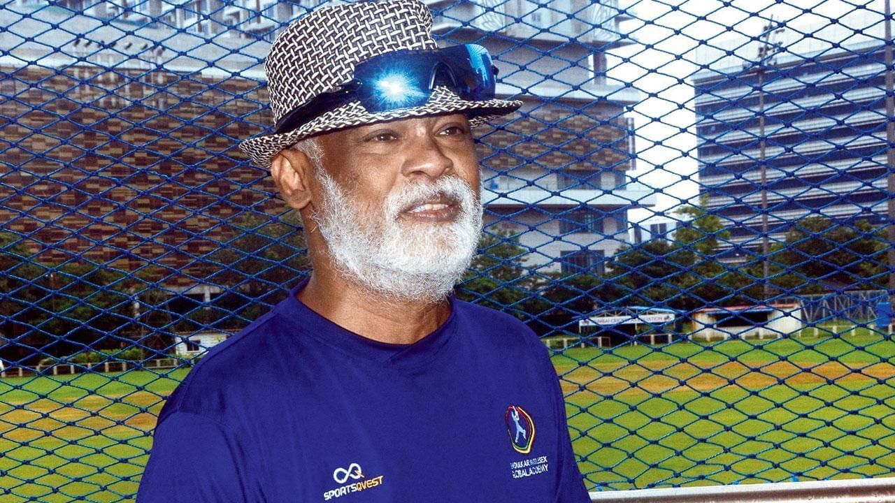 કેટલાક સંદર્ભોમાં, કાંબલી "કમલા" સાથે પણ સંકળાયેલ છે, પરંતુ આ અટકના સંદર્ભમાં ઓછી સુસંગત છે. સામાન્ય રીતે, કાંબલી અટક વ્યવસાય, સામાજિક જૂથ અથવા પ્રાદેશિક ઓળખ સાથે સંબંધિત હોઈ શકે છે.