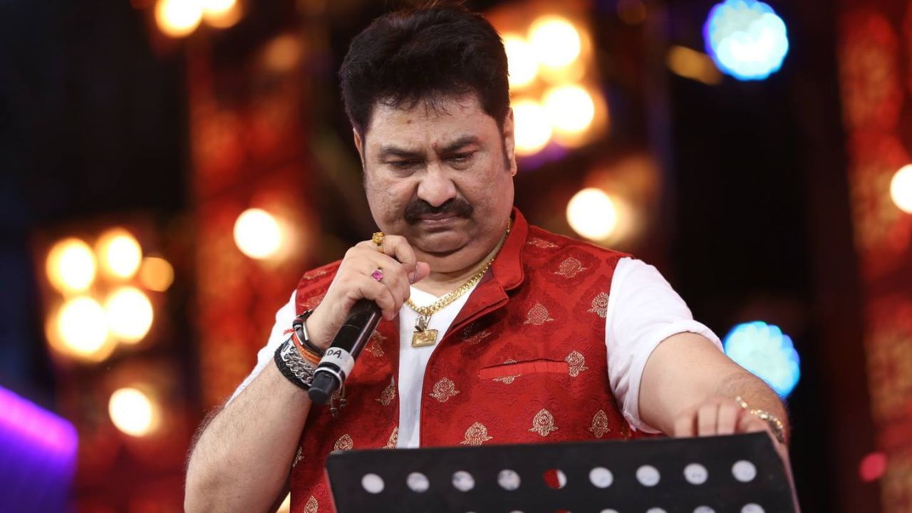   તમને જાણીને નવાઈ લાગશે કે કુમાર સાનુનું નામ ગિનીસ બુક ઓફ વર્લ્ડ રેકોર્ડમાં પણ નોંધાયેલું છે અને તેમણે એક દિવસમાં 28 ગીતો રેકોર્ડ કરીને આ રેકોર્ડ બનાવ્યો હતો.  