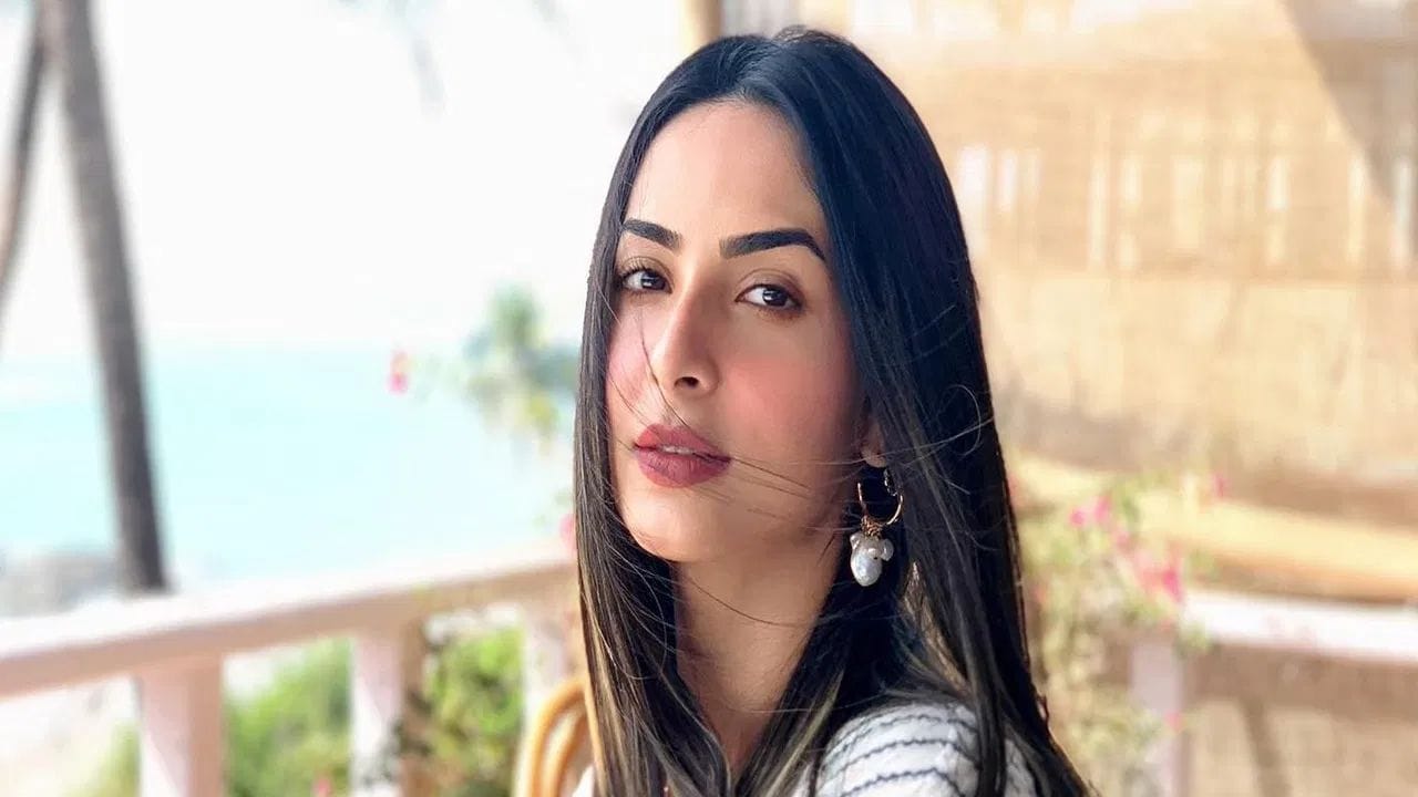 એવા અહેવાલો છે કે લૈલા ફૈઝલ પણ અભિષેક શર્માના જન્મદિવસમાં હાજરી આપી શકે છે. લૈલા ફૈઝલ તેની ગર્લફ્રેન્ડ હોવાનું કહેવાય છે, જોકે આ વાતની પુષ્ટિ થઈ નથી. ચાલો તમને જણાવીએ કે લૈલા ફૈઝલ કોણ છે અને તે શું કરે છે?