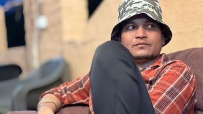 લકી બિષ્ટ, જે પોતાને RAW એજન્ટ હોવાનો દાવો કરે છે, તેનો એક વીડિયો સોશિયલ મીડિયા પર વાયરલ થઈ રહ્યો છે. તેણે નેપાળમાં આજે જે તખ્તાપલટ થઈ છે. તેના 8 મહિના પહેલા સંકેતો આપ્યા હતા. લકી બિષ્ટ જે પોતાને RAW એજન્ટ અને NSG કમાન્ડો કહે છે,