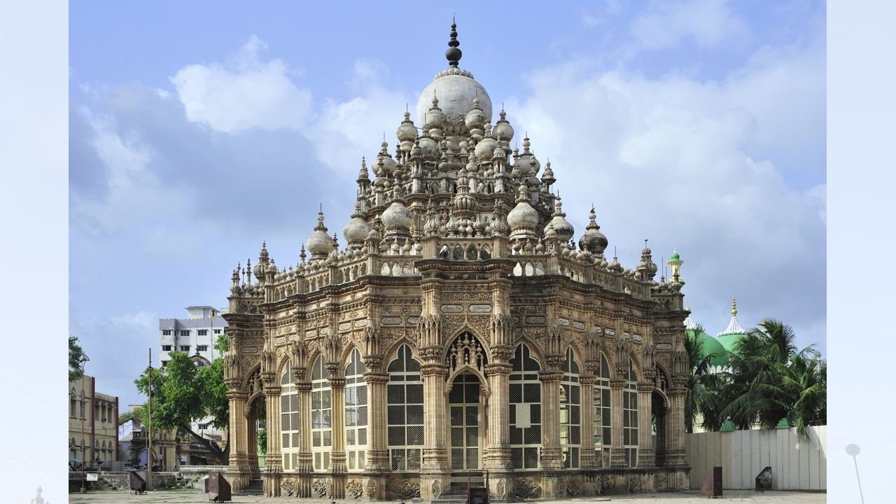 History of city name What is the history behind the name Mahabat Maqbara Know the whole story