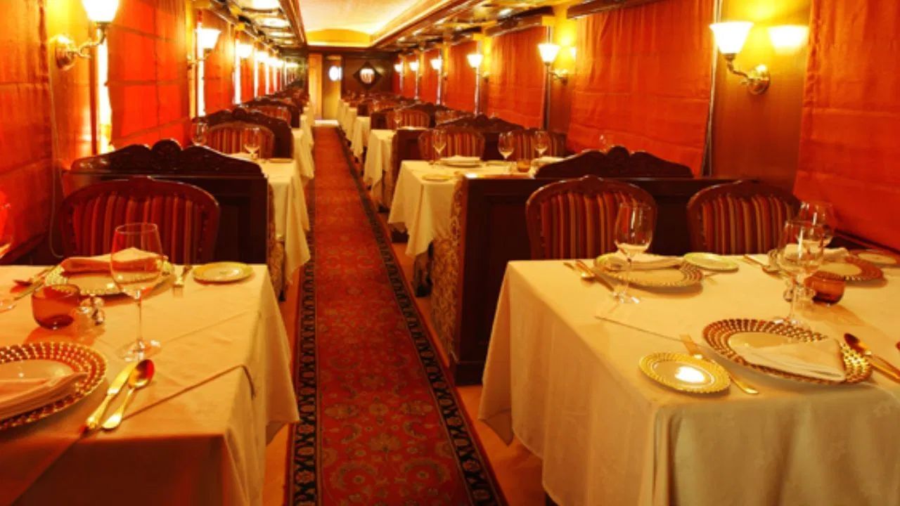 Maharaja Express India's Most Luxurious Train Richest People and Costly Journey (1)