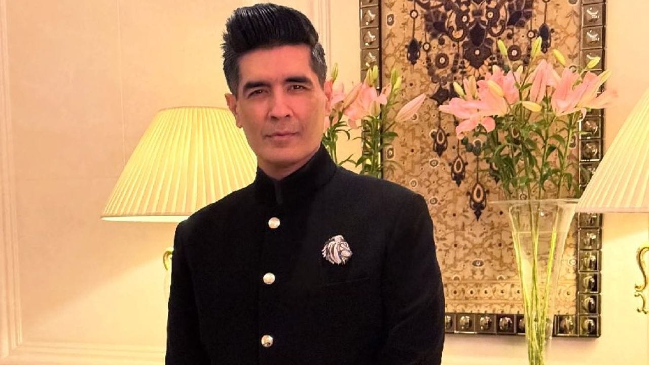 આ સમુદાય હિન્દુ અને શીખ બંને ધર્મોનું પાલન કરે છે, અને મોટાભાગના મલ્હોત્રા તેમના ભારતીય વારસા અને પરંપરાઓ સાથે ખૂબ જ જોડાયેલા છે.