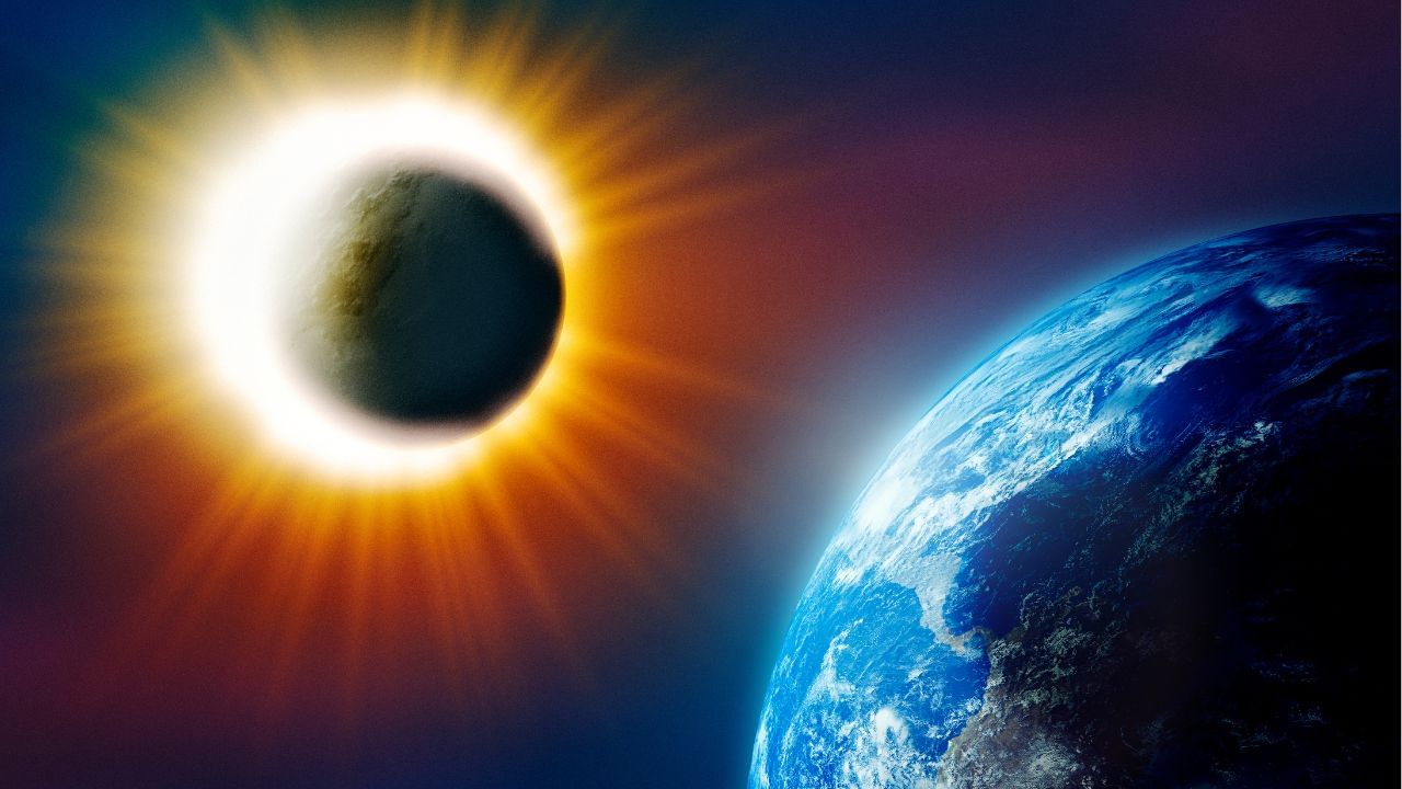 ધ્યાનમાં રાખવું જોઈએ કે સૂર્યગ્રહણ દરમિયાન, વ્યક્તિએ તુલસીની પૂજા ન કરવી જોઈએ કે તુલસીને પાણી ન ચઢાવવું જોઈએ, ન તો તુલસીના પાન તોડવા જોઈએ. તમે એક દિવસ પહેલા તુલસીના પાન તોડી શકો છો અથવા ખોરાકમાં ઉમેરવા માટે ખરી પડેલા પાનનો ઉપયોગ કરી શકો છો.