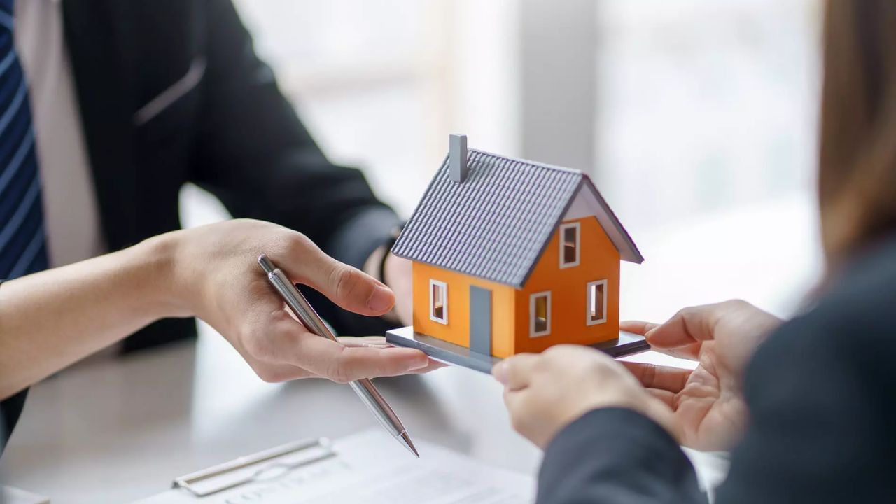 (Disclaimer: જો તમારી પાસે કોઈ ચોક્કસ કેસ હોય તો કાનૂની નિષ્ણાત (વકીલ) ની સલાહ લેવી સલાહભર્યું છે. અહીં આપેલી માહિતી ફક્ત કોર્ટના નિર્ણયો અને કલમોને આધારે આપવામાં આવી છે. તમારે કોઈ કેસ માટે જાણવું હોય તો યોગ્ય વકીલની સલાહ લઈ શકો છો.)
