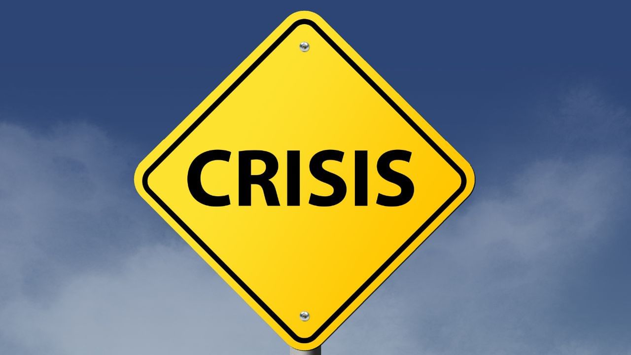 CRISILના મુખ્ય અર્થશાસ્ત્રી ધર્મકીર્તિ જોશી કહે છે કે ફુગાવો અપેક્ષા કરતા ઓછો છે અને મુખ્ય ફુગાવો ઐતિહાસિક રીતે ઓછો છે. GST દરોમાં ફેરફારથી ફુગાવો પણ ઘટશે. વધુમાં, યુએસ ફેડરલ રિઝર્વ દ્વારા તાજેતરમાં 25 બેસિસ પોઈન્ટ રેટમાં ઘટાડો અને વધુ કાપની શક્યતા RBI ને નીતિગત સુગમતા પ્રદાન કરે છે. SBM બેંક ઈન્ડિયાના મંદાર પિટાલે જણાવ્યું હતું કે હાલ માટે, RBI "યથાવત સ્થિતિ" જાળવી શકે છે અને ડિસેમ્બરની બેઠકમાં પરિસ્થિતિના આધારે વધુ પગલાં લઈ શકે છે.