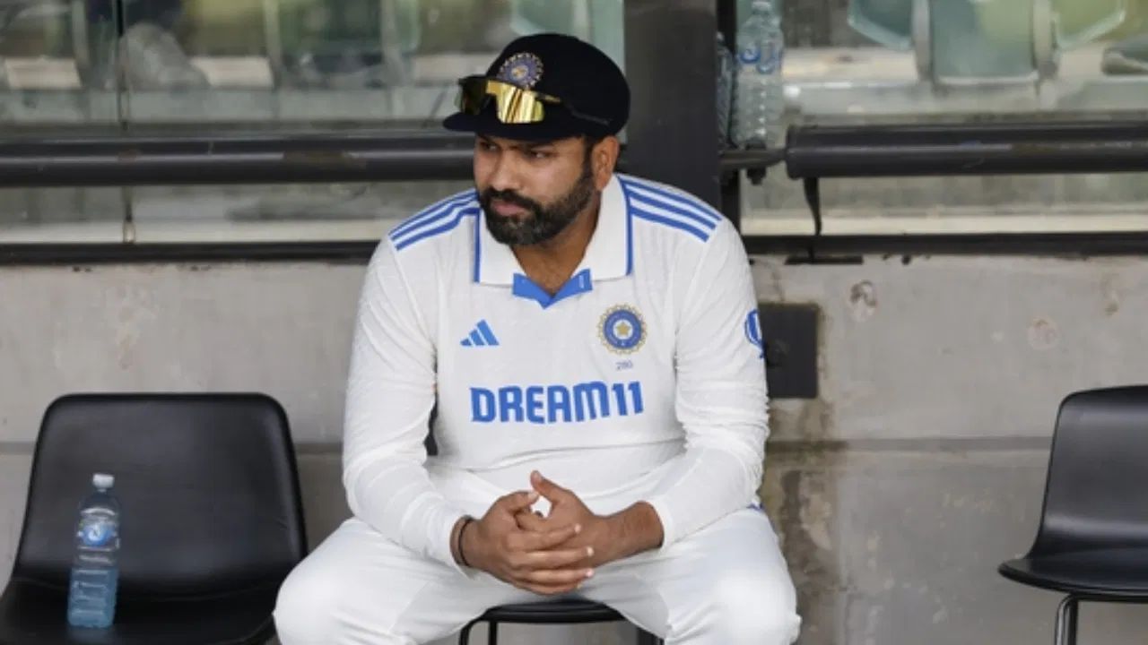 એક અહેવાલ મુજબ, રવિવાર, 31 ઓગસ્ટે ફિટનેસ ટેસ્ટનો બીજો દિવસ હતો અને તમામ ખેલાડીઓએ યો-યો ટેસ્ટ કરાવ્યો હતો, જેમાં ODI કેપ્ટન રોહિત શર્માનો પણ સમાવેશ થાય છે. બધાની નજર રોહિત પર હતી કારણ કે તે IPL 2025ના અંત પછી લગભગ 3 મહિના સુધી કોઈપણ પ્રકારની ક્રિકેટથી દૂર હતો.