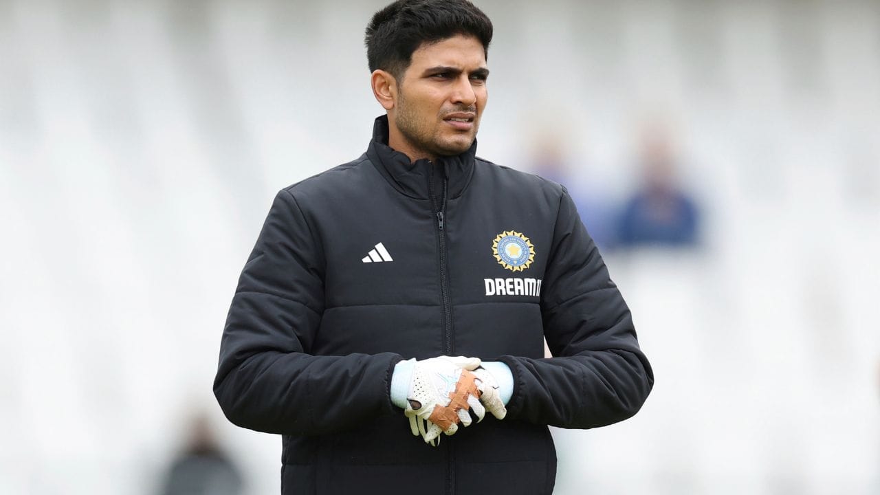 રિપોર્ટ મુજબ ગિલનો કમાવવાનો સોર્સ ક્રિકેટ તો છે. આ સિવાય 20 એવી વસ્તુઓ છે.આ બધી 20 વસ્તુઓ તેની બ્રાન્ડ છે જેને તે સમર્થન આપે છે.