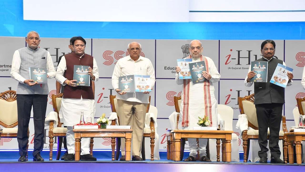 મુખ્યમંત્રી ભૂપેન્દ્ર પટેલે રાજ્યમાં સ્ટાર્ટઅપ ઇકોસિસ્ટમને રાજ્ય સરકારે આપેલા પ્રોત્સાહનની ભૂમિકા પણ રજૂ કરી હતી. ગુજરાતમાં 12 હજાર 500થી વધારે સ્ટાર્ટઅપ્સ કાર્યરત છે તેની અને ગુજરાત યંગ એન્ટરપ્રિન્યોર્સ વેન્ચર ફંડ” દ્વારા રાજ્ય સરકારે સ્ટાર્ટઅપ્સ માટે 350 કરોડનું ફંડ ઊભું કર્યું છે તેની પણ વિગતો આપી હતી. 