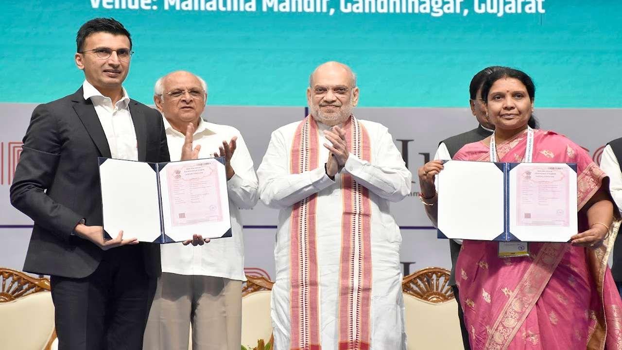 કેન્દ્રીય ગૃહ મંત્રી ગૌરવ સાથે કહ્યું હતું કે, દેશના કુલ સ્ટાર્ટઅપ્સ પૈકી 48 ટકા સ્ટાર્ટઅપ્સ બહેનોએ તૈયાર કર્યા છે. સ્ટાર્ટઅપ ઈકોસિસ્ટમના માધ્યમથી અત્યાર સુધીમાં ગૌરવ સમાન અંદાજે 17.90 લાખને રોજગારી ઉપલબ્ધ કરાવવામાં આવી છે. ટુ ટાયર અને થ્રી ટાયર સિટીમાં પ્રતિ વર્ષ અંદાજે 9000 જેટલા સ્ટાર્ટઅપ શરૂ થાય છે, જે દેશનો વિકાસ દર્શાવે છે. 