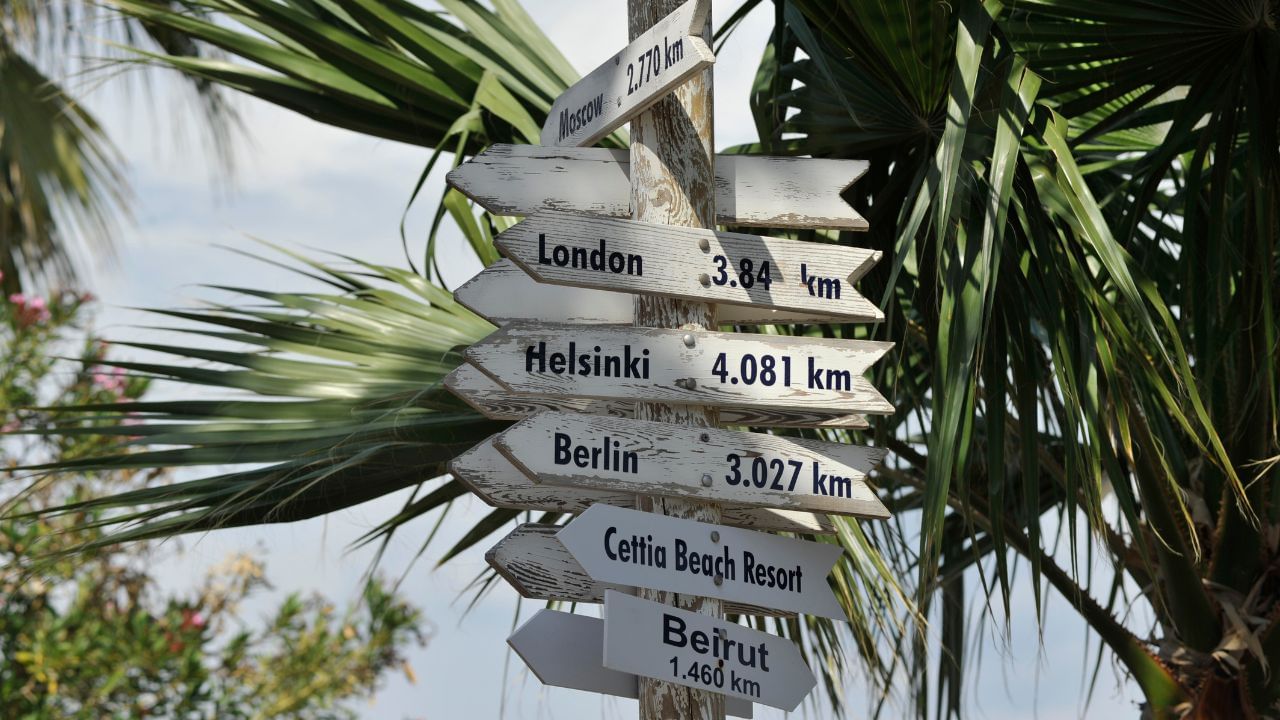 ઉપરાંત, ખોટા ડોક્યુમેન્ટ સાથે રાખવાની ભૂલ ન કરો. જો પકડાઈ જાઓ, તો તમે ગંભીર મુશ્કેલીમાં મુકાઈ શકો છો.