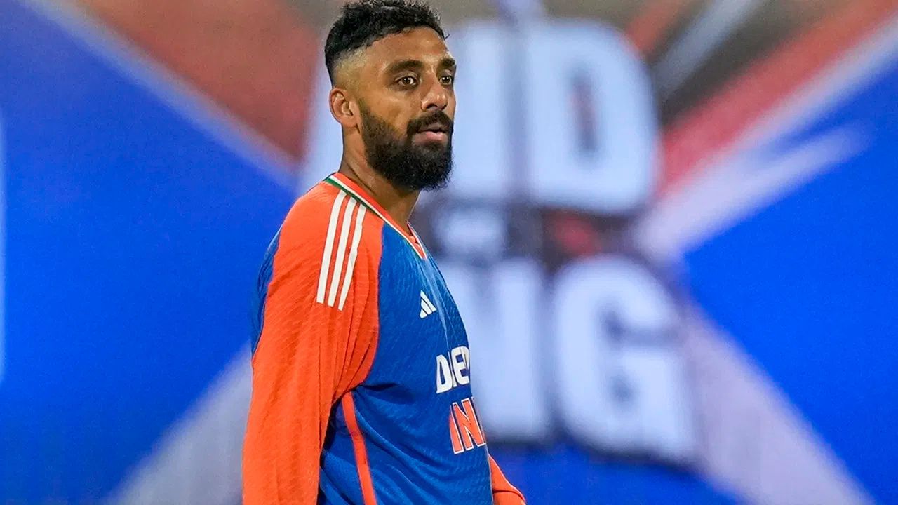 T20માં નંબર 1 રેન્કિંગ હાંસલ કરનાર તે ફક્ત ત્રીજો ભારતીય છે. તેની પહેલા બુમરાહ અને રવિ બિશ્નોઈ આ સિદ્ધિ હાંસલ કરી ચૂક્યા છે.