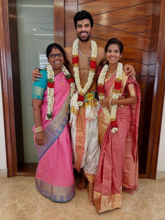 ઓલરાઉન્ડર વોશિંગ્ટન સુંદરનો સુંદર પરિવાર જુઓ