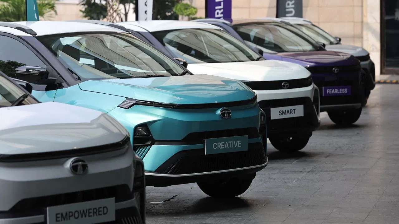 Why is EV vehicle insurance expensive5_2_11zon