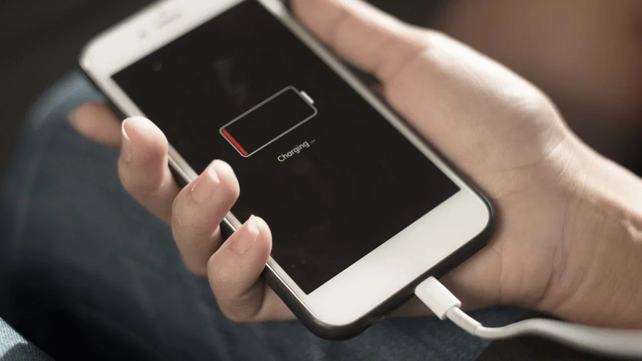 આવા કિસ્સામાં, તમારે તમારા નજીકના મોબાઈલ સેન્ટરની મુલાકાત લેવી જોઈએ અને ફોનની તપાસ કરાવવી જોઈએ.