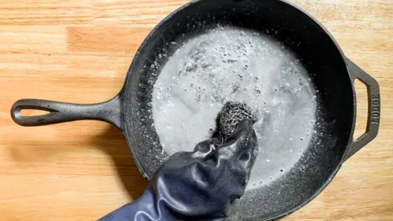 chemical-free cast iron cleaner