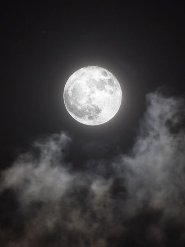 Lunar Eclipse 2025: 7 સપ્ટેમ્બરે ચંદ્રગ્રહણ, આ સમયે લાગશે સૂતક, જાણો