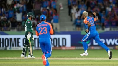 ભારતીય ટીમ શિયા કપ 2025માં તેના સુપર ફોર અભિયાનની શરૂઆત 21 સપ્ટેમ્બરે આજે પાકિસ્તાન સામેની મેચથી કરશે. ભારત અને પાકિસ્તાન વચ્ચેની આ હાઇ-વોલ્ટેજ મેચ દુબઈ ઇન્ટરનેશનલ સ્ટેડિયમમાં રમાશે.