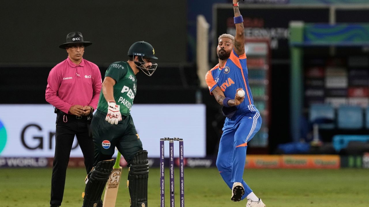 હવે સુપર 4માં બંન્ને વચ્ચે ફરી એક વખત હાઈવોલ્ટેજ મેચ જોવા મળશે. આ મેચમાં ભારતીય ટીમના જીતવાના પુરા ચાન્સ છે.