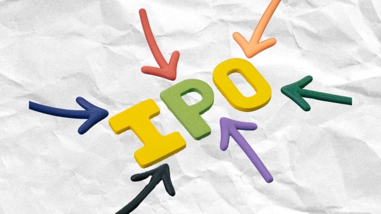 4- Euro Pratik Sales IPO: આ એક મેઈનબોર્ડ IPO છે. કંપનીના IPO નું કદ રૂ. 451.31 કરોડ છે. યુરો પ્રતીક સેલ્સ IPO 16 સપ્ટેમ્બરના રોજ રિટેલ રોકાણકારો માટે ખુલશે. રોકાણકારો પાસે 18 સપ્ટેમ્બર સુધી દાવ લગાવવાની તક હશે. મેઈનબોર્ડ IPO ની પ્રાઇસ બેન્ડ 235 થી 247 રૂપિયા પ્રતિ શેર છે. IPO ની લોટ સાઈઝ 60 શેર છે. જેના કારણે રોકાણકારોએ ઓછામાં ઓછા 14,820 રૂપિયાનો દાવ લગાવવો પડશે.