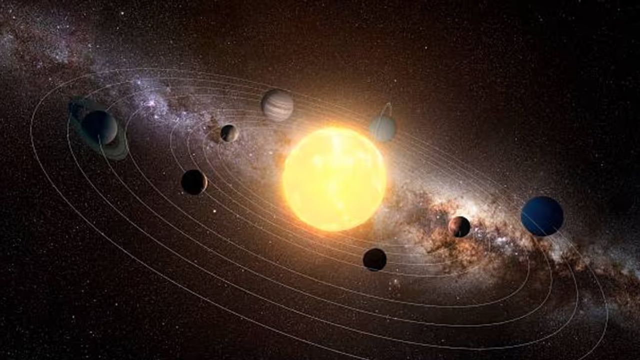 વૈદિક જ્યોતિષશાસ્ત્ર અનુસાર, પ્રતિયુતિ દ્રષ્ટિ એ ગ્રહોના સાતમા ઘરનો યુતિ છે, એટલે કે જ્યાં કોઈ ગ્રહ તેના સ્થાનથી સાતમા સ્થાને છે. તો ચાલો જાણીએ કે બુધ-શનિની પ્રતિયુતિ દ્રષ્ટિથી કઈ રાશિઓને લાભ થવાનો છે.