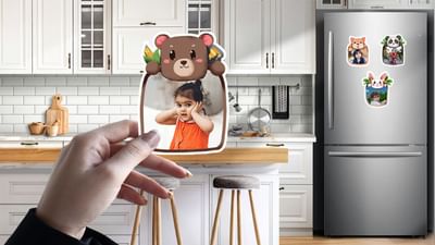 આજે ઘણા લોકો પોતાના ઘરમાં ફ્રિજને સજાવવાનું પસંદ કરે છે. કેટલાક લોકો તેને અલગ દેખાવ આપવા માટે સુંદર સ્ટીકરો લગાવે છે તો કેટલાક ફ્રિજ પર નાના ચુંબક લગાવે છે, પરંતુ છેલ્લા કેટલાક દિવસોમાં સોશિયલ મીડિયા પર એવો દાવો પણ કરવામાં આવી રહ્યો છે કે ફ્રિજ પર ચુંબક લગાવવાથી તેનો વીજળીનો વપરાશ વધી શકે છે અને તેના કારણે વીજળીનું બિલ પણ વધી શકે છે. આવી સ્થિતિમાં, હવે ઘણા લોકો મૂંઝવણમાં છે કે શું આ ખરેખર શક્ય છે. ચાલો અહીં જાણીએ