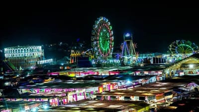 દર વર્ષે ભાદરવા મહિનાના બીજા સોમવારે કકડભીટની તળેટીમાં જખ બોંતેરાને સમર્પિત એક મેળાનું આયોજન કરવામાં આવે છે, તેને જખબોંતેરાનો મેળો અથવા મોટા જખનો મેળો તરીકે ઓળખવામાં આવે છે. આ મેળો બે કે ત્રણ દિવસ ચાલે છે અને હજારો લોકો તે સમયે અહીં આવે છે.