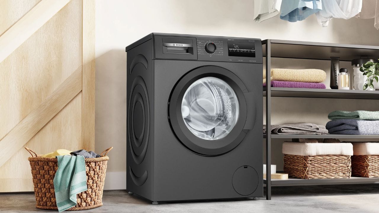 જો ડીશવોશર મશીનની મૂળ કિંમત 10,000 રૂપિયા હોય તો તેની જૂની કિંમત (28% GST) = 10,000 રૂપિયા × 1.28 = 12,800 રૂપિયા થતી હતી. હવે નવી કિંમત (18% GST) = 10,000 રૂપિયા × 1.18 = 11,800 રૂપિયા થશે એટલે હવે GST 18% લાગુ થતા 1000 રુપિયા બચી જશે.