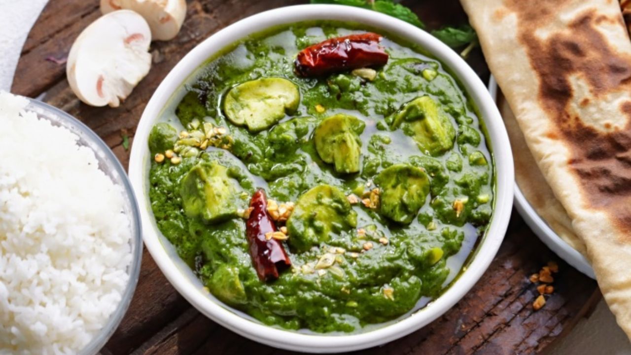 पालक, मशरूम और शकरकंद भी इस विटामिन की कमी को दूर करने में फायदेमंद साबित हो सकते हैं।