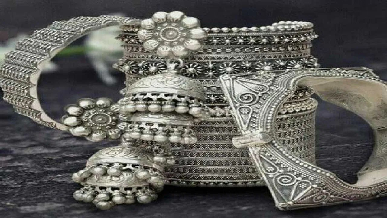 Silver Rate: Crash in the price of silver! Prices fall from record highs, what is the main reason for the decline? 01 silver
