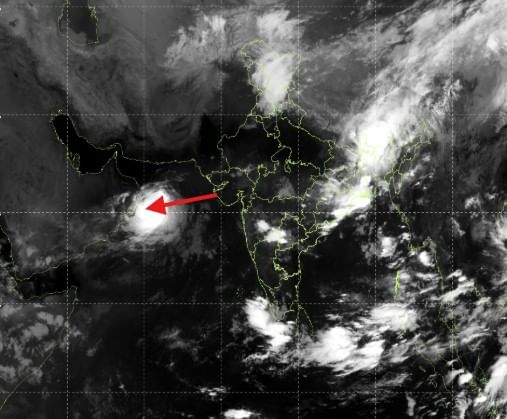 Cyclone Shakti recurve from Monday