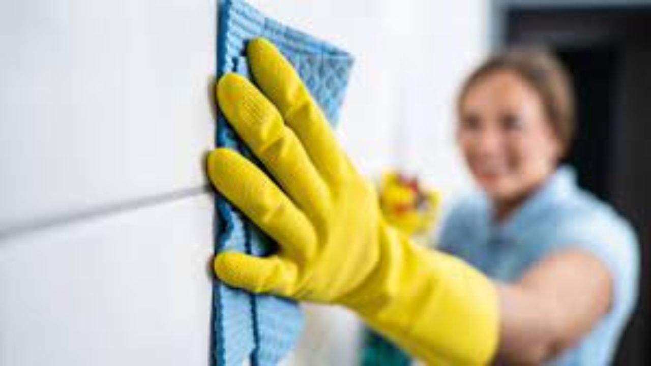 DIY wall cleaning tips