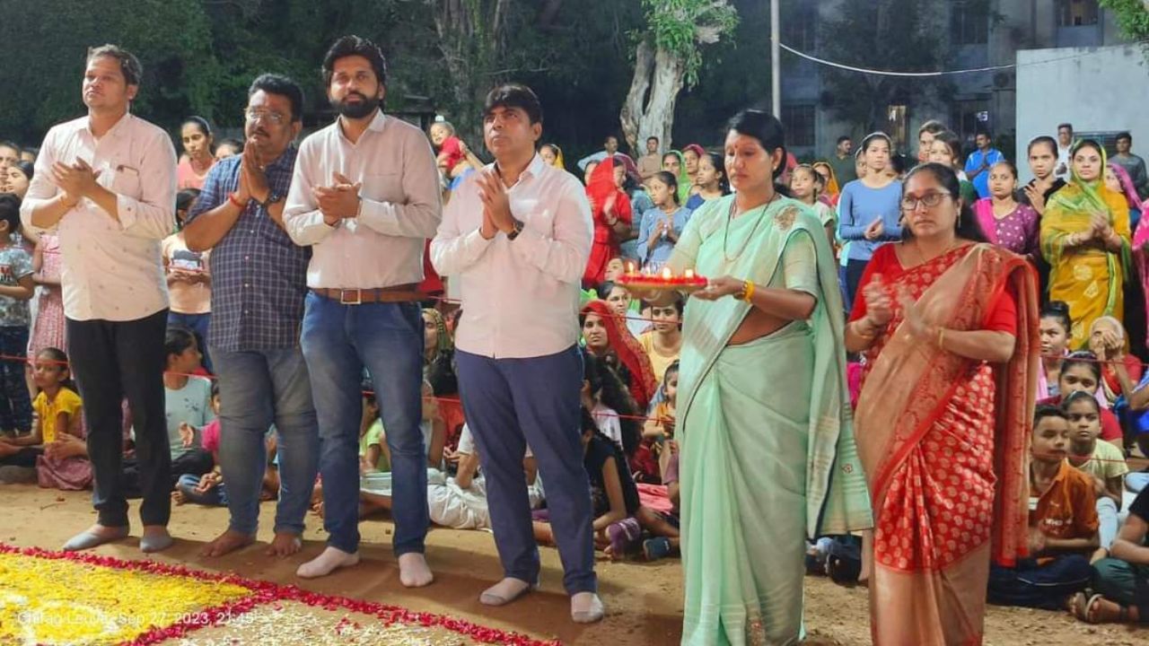 દર્શના વાઘેલા અમદાવાદ , ગુજરાતના ભૂતપૂર્વ ડેપ્યુટી મેયર હતા.તેમણે 2022ની ગુજરાત વિધાનસભાની ચૂંટણીમાં અમદાવાદ જિલ્લામાં અનુસૂચિત જાતિ સમુદાય માટે અનામત અસારવા મત વિસ્તારમાંથી જીત મેળવી હતી.