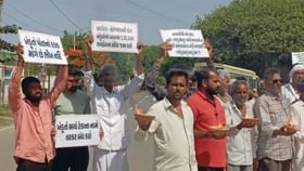 ટેકાના ભાવે ખરીદીનો વિવાદ વકર્યો,ખેડૂતોએ દિવડા પ્રગટાવી કર્યો વિરોધ